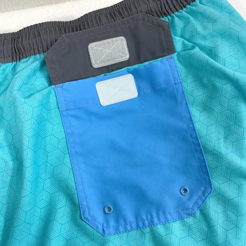 SSCO‎ Swim Shorts Mens 2X Turquoise Geometric Honeycomb 5.5